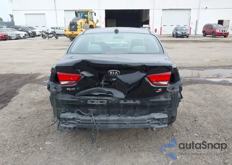 2020 Kia Rio S z USA, uszkodzony, nr VIN 3KPA24AD7LE322279